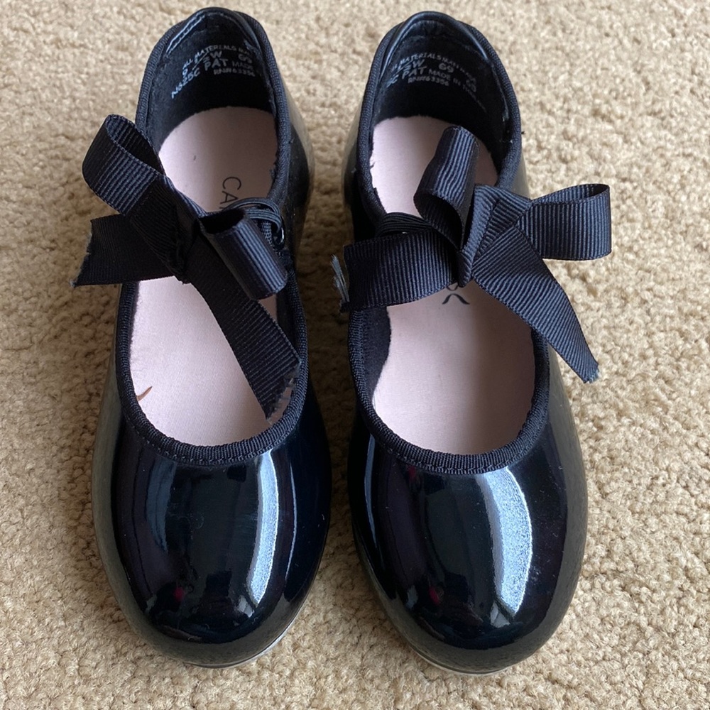 Dance tap shoes